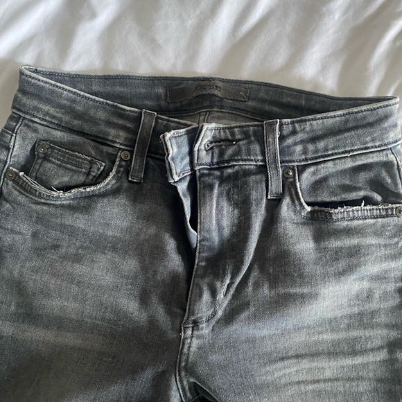 Joe’s Flawless Charlie skinny jeans - Picture 3 of 5
